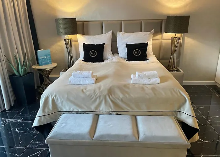 Deo Plaza Riverside Residences By Renters Апарт-отель 4*