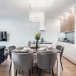 Deo Plaza Riverside Residences By Renters Appart hôtel