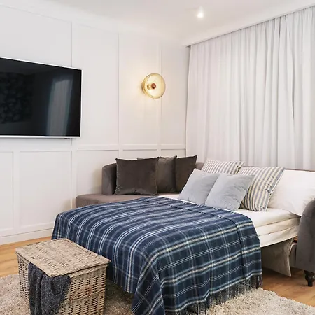 Rent Like - Deo Plaza 4*