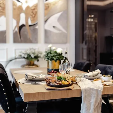 Rent Like - Deo Plaza Hotel apartamentowy