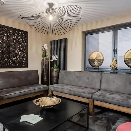 Deo Plaza Riverside Residences By Noclegi Renters