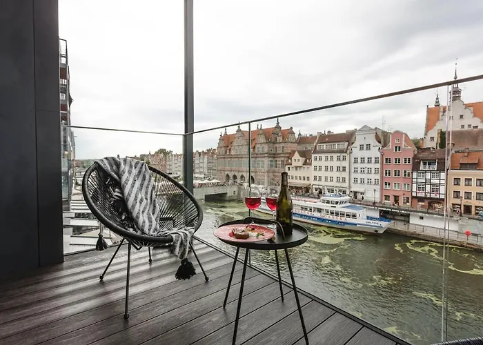 Deo Plaza Riverside Residences By Noclegi Renters 4*