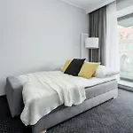 Deo Plaza Riverside Residences By Renters Gdańsk