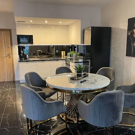 Ξενοδοχείο με διαμερίσματα Deo Plaza Riverside Residences By Renters Γκντανσκ